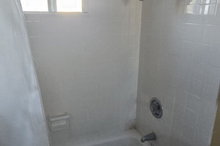 Room 22 of 27