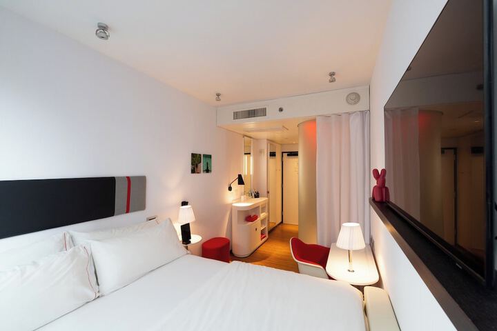 Room 20 of 43
