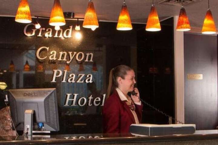 Canyon Plaza Premier Studios and Apts