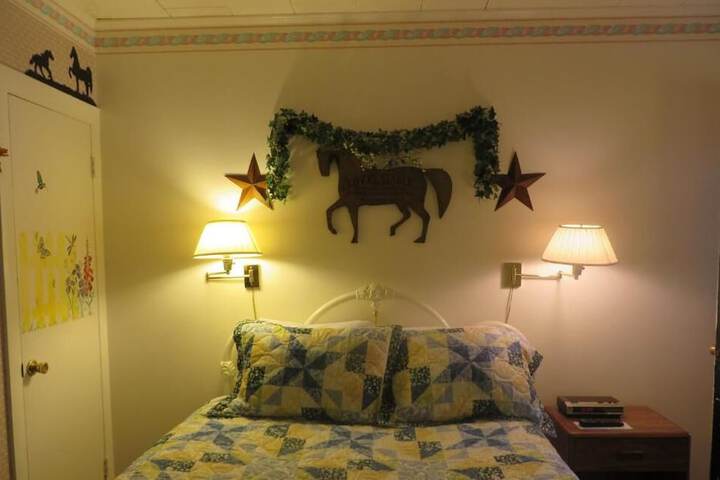Room 26 of 65