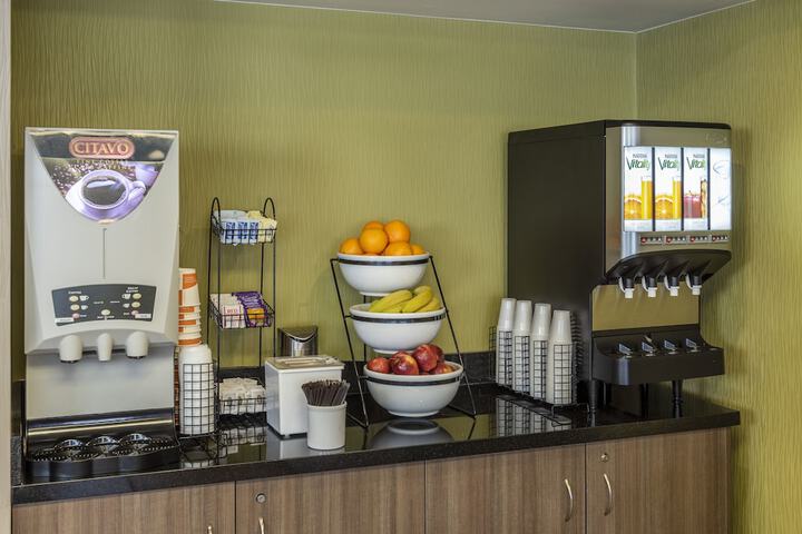 Breakfast/Coffee Service 32 of 37