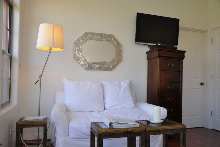 Room 9 of 62