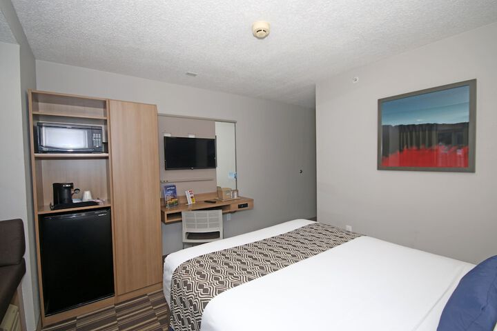 Room 19 of 26