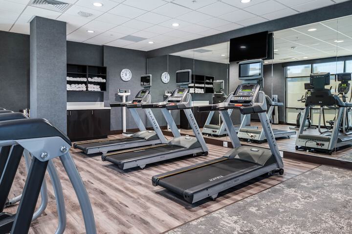 Holiday Inn & Suites Silicon Valley - Milpitas by IHG