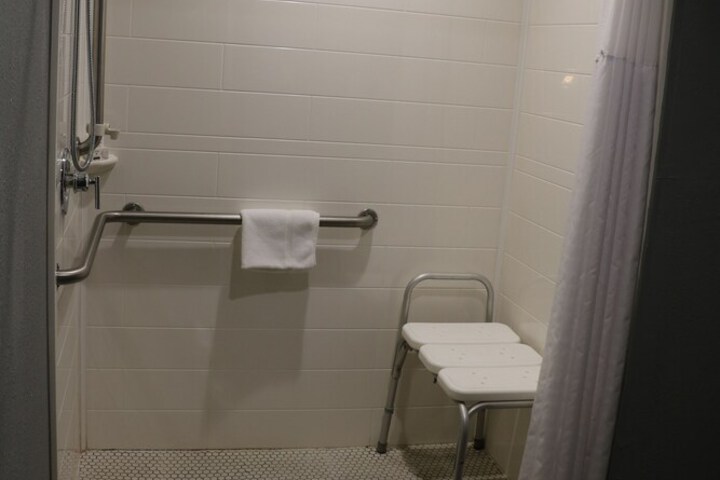 La Quinta Inn & Suites by Wyndham Chicago Gurnee