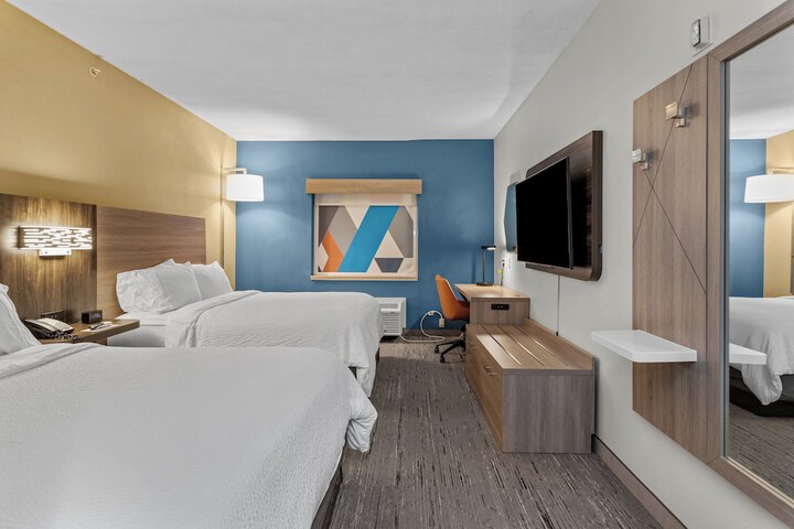 Room 31 of 65