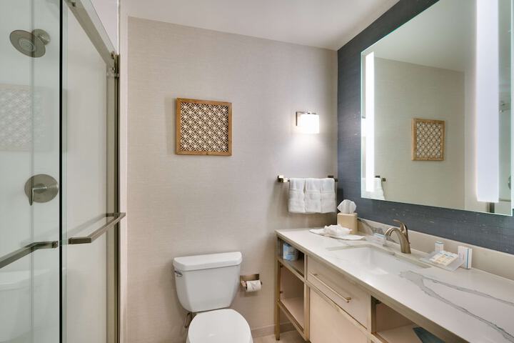 Room 30 of 75