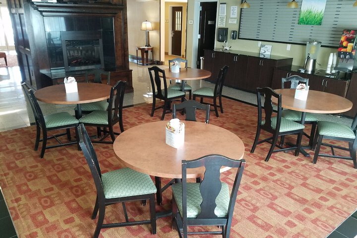 La Quinta Inn & Suites by Wyndham Atlanta-Union City