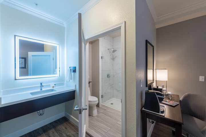 Room 46 of 72