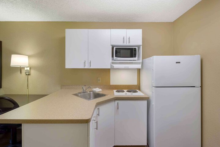 Room 14 of 31