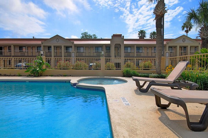 Pool 3 of 15