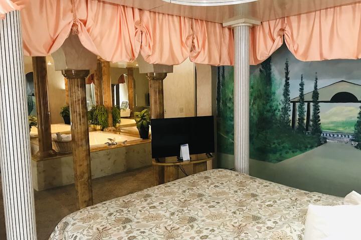 Room 215 of 334