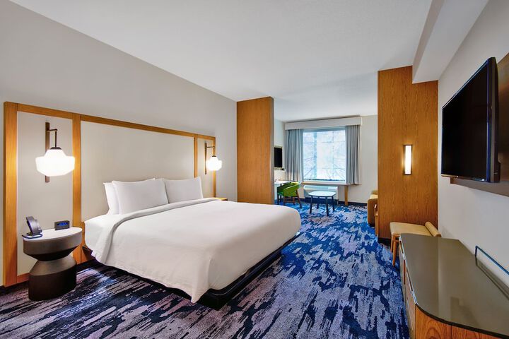 Room 32 of 45