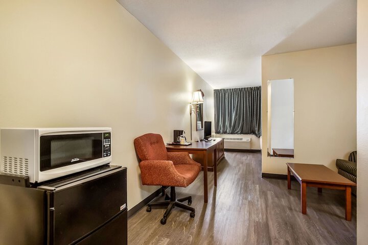 Room 20 of 32