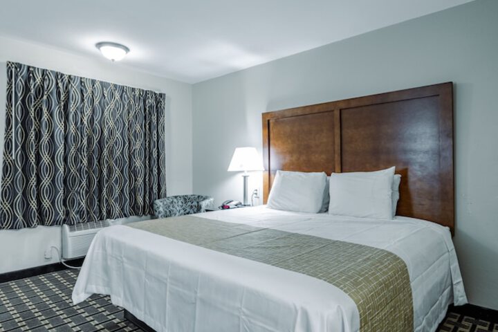 Room 15 of 23