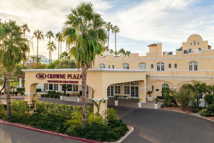 Crowne Plaza Phoenix - Chandler Golf Resort by IHG