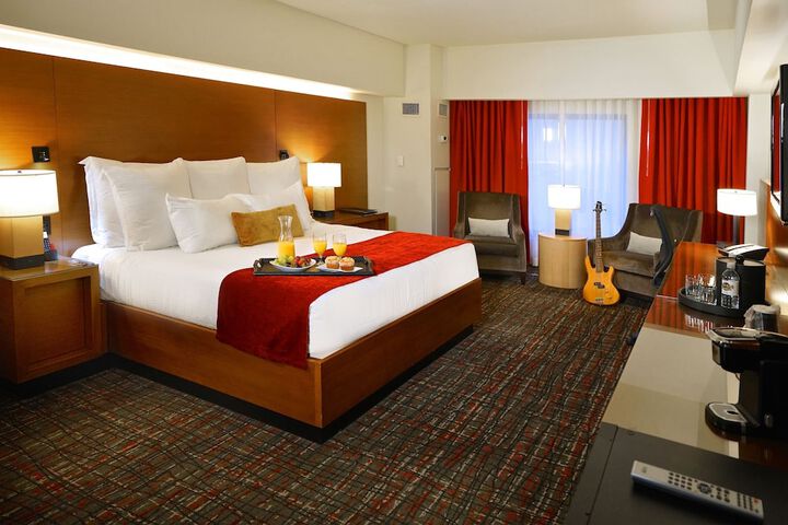 Room 46 of 85