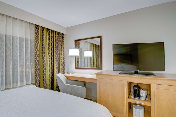 Room 26 of 47
