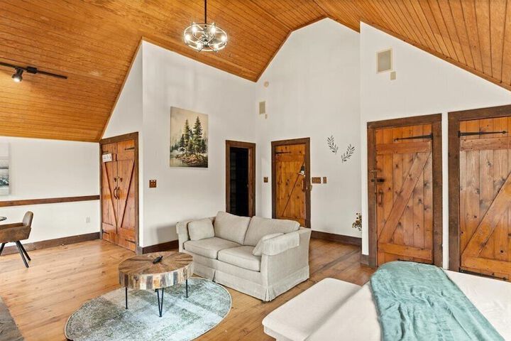 Laurel Valley Mountain Retreat