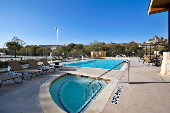 Pool 12 of 60