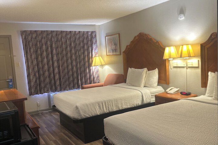 Days Inn by Wyndham Jacksonville