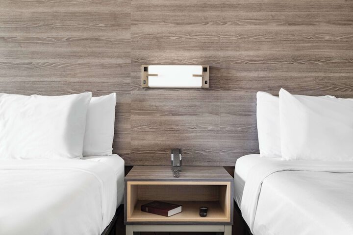 Room 20 of 26