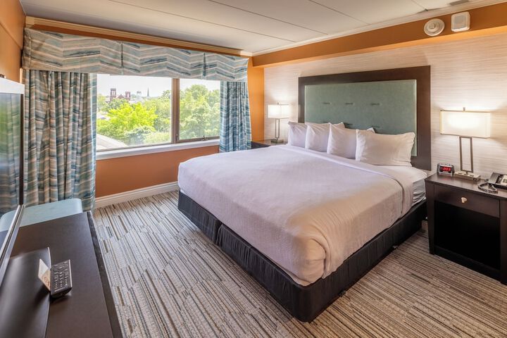 Room 14 of 36