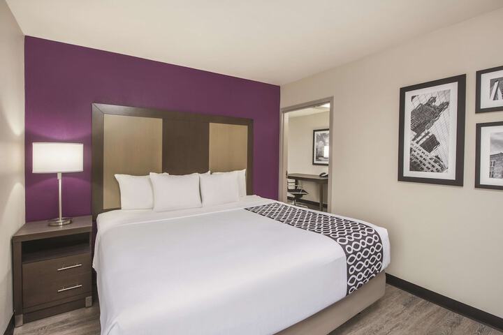 Room 18 of 29