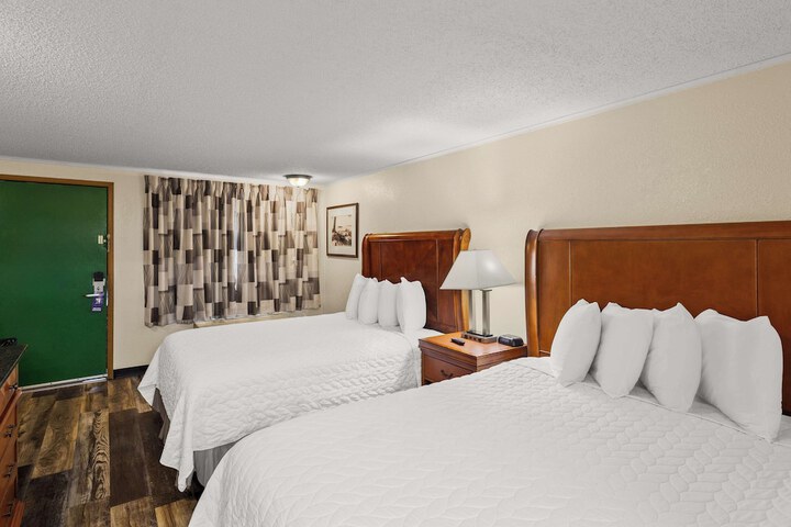 Room 14 of 40