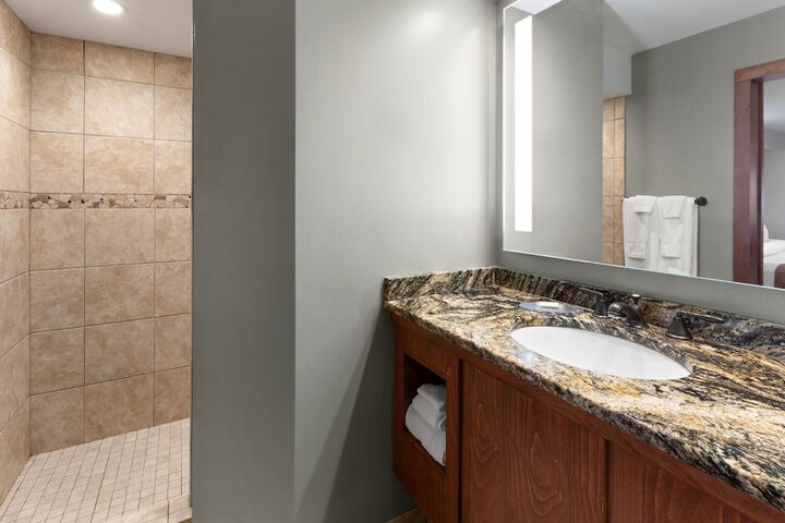 Baymont by Wyndham Jamestown Conference Center & Water Park