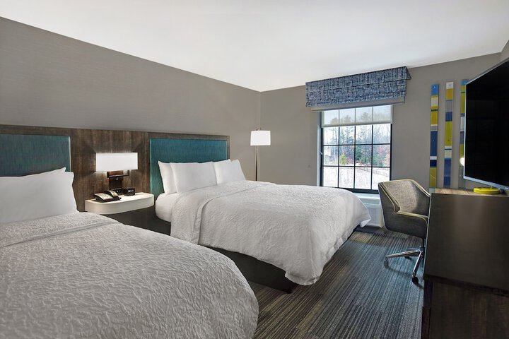 Hampton Inn Westfield
