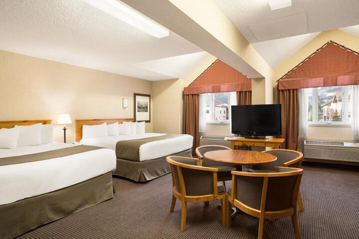 Room 9 of 44