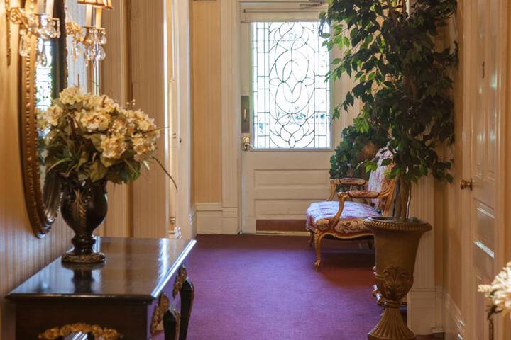 THE CORNSTALK HOTEL