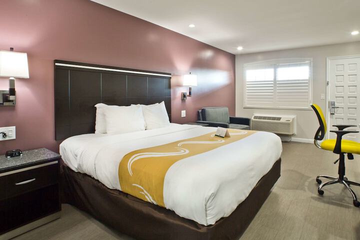 Room 26 of 55