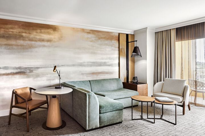 Room 71 of 167