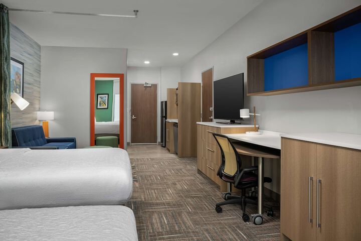 Room 15 of 30
