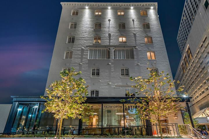 Hotel 3 of 67
