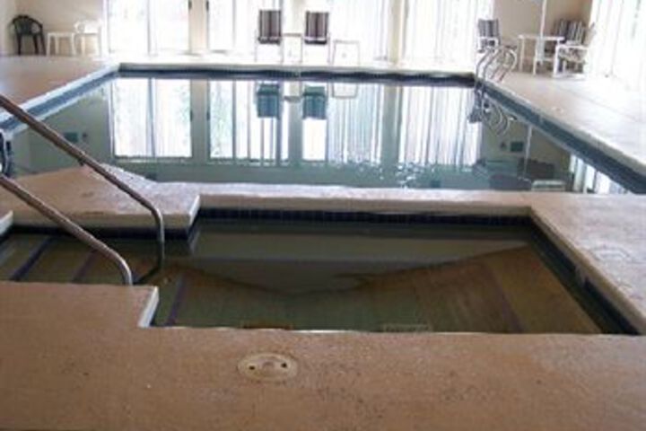 Travelers Inn