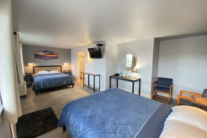 Room 30 of 49