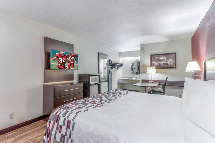 Room 18 of 27