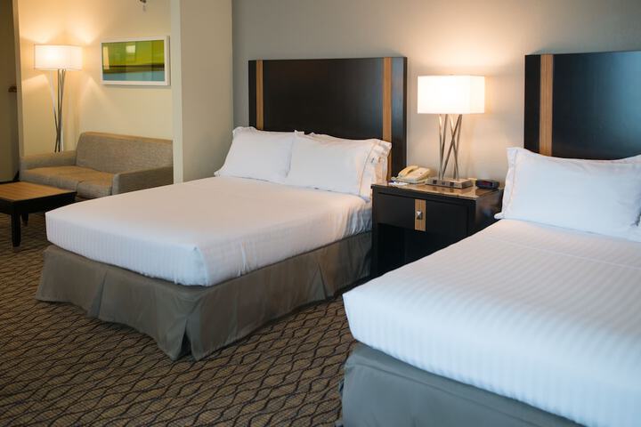 Holiday Inn Express Hotel & Suites Chanhassen by IHG
