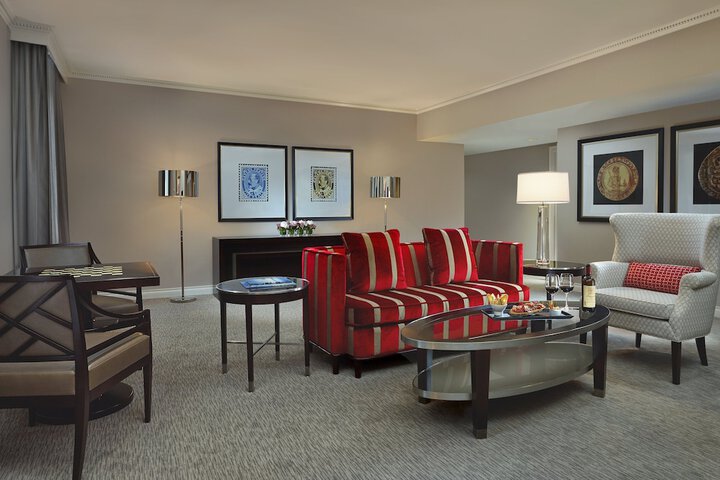 Room 21 of 111