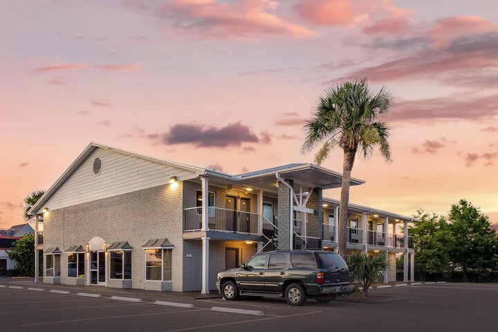 Best Western Space Shuttle Inn