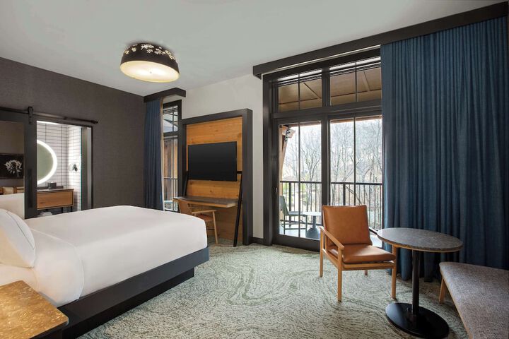 Room 55 of 227