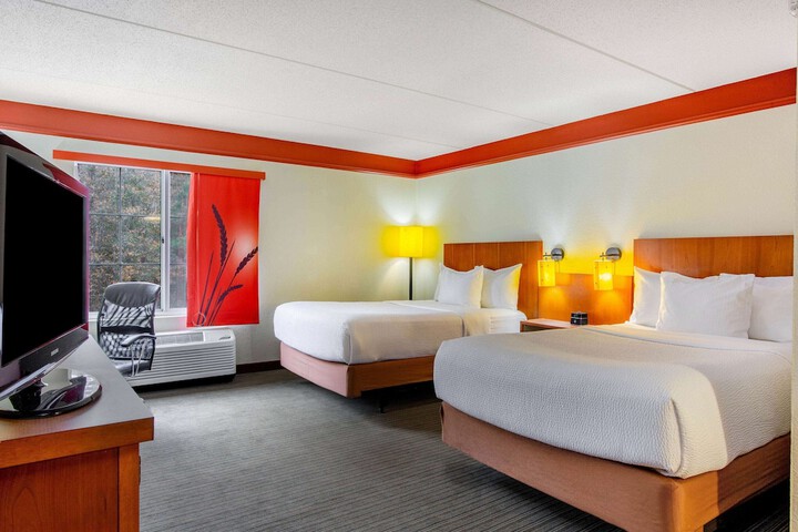 Room 16 of 30