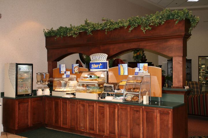 Breakfast/Coffee Service 21 of 22