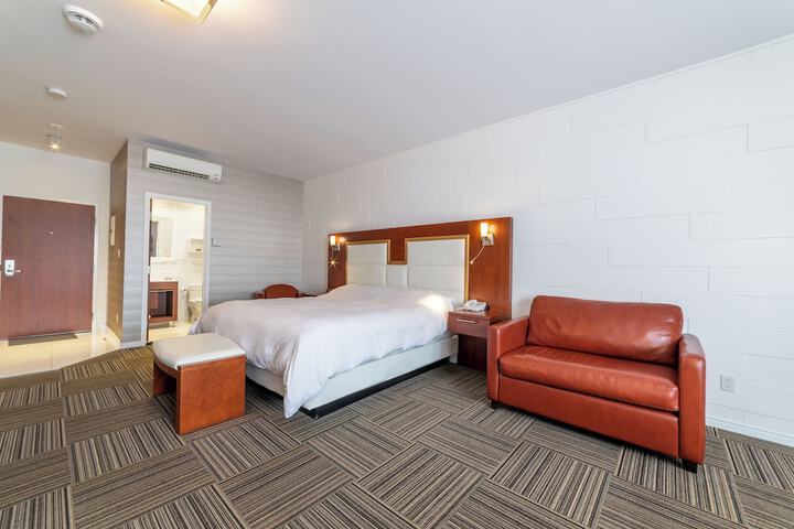 Les Suites de Laviolette an Ascend Collection Hotel