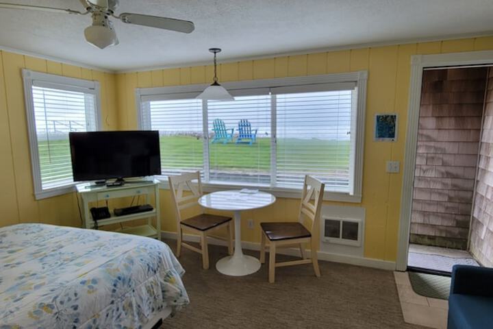 Room 48 of 60