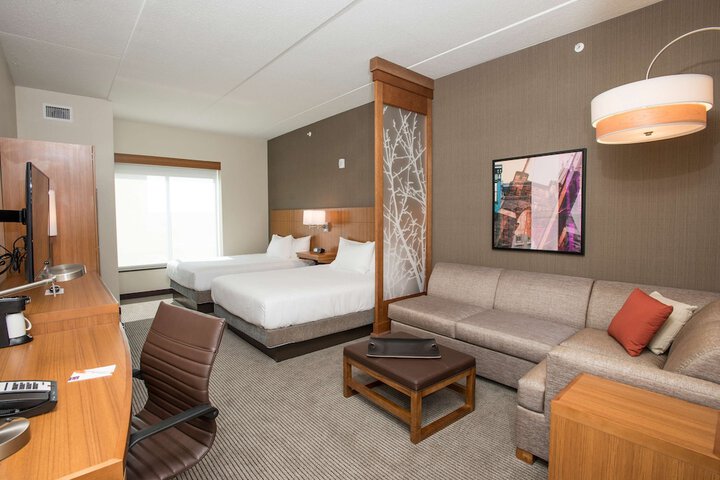 Hyatt Place Cincinnati / Sharonville Convention Center