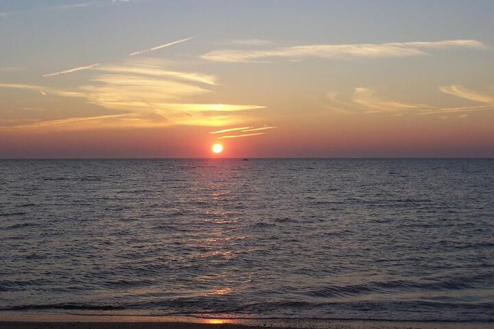 Beach 31 of 48